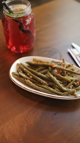 Opinii despre Dem's Gourmet G3 în Gerasdorf bei Wien - Gastronomie und Hotellerie