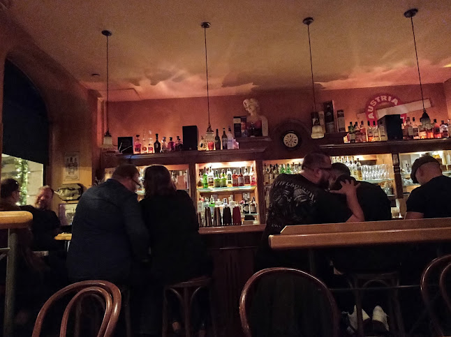 Café Bar Klappe 2 - Gastronomie und Hotellerie