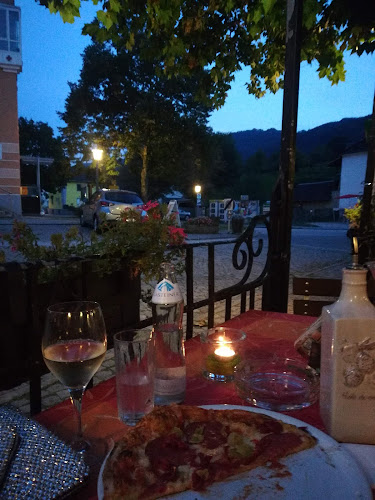 Pizzeria Da Gino - Gastronomie und Hotellerie