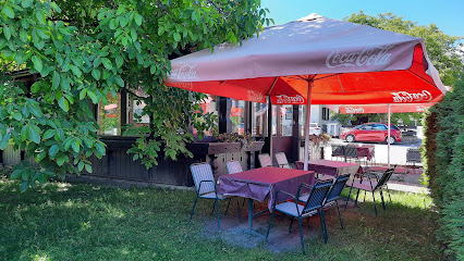 Würstelstandl - Verena Wechselberger