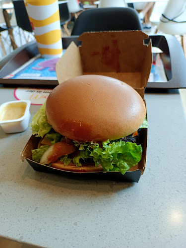 Opinii despre McDonald's Zams în Zams - Gastronomie und Hotellerie