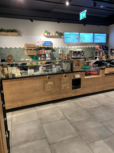 dean&david | Bowls, Salate, Curries & Snacks im Ankunftsbereich Flughafen Wien - Gastronomie und Hotellerie