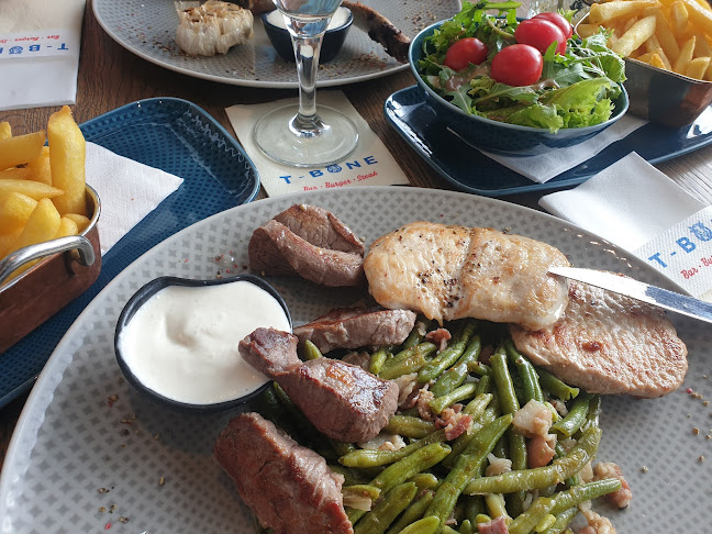 Opinii despre T-Bone Bar Burger Steakhouse Parndorf în Parndorf - Gastronomie und Hotellerie