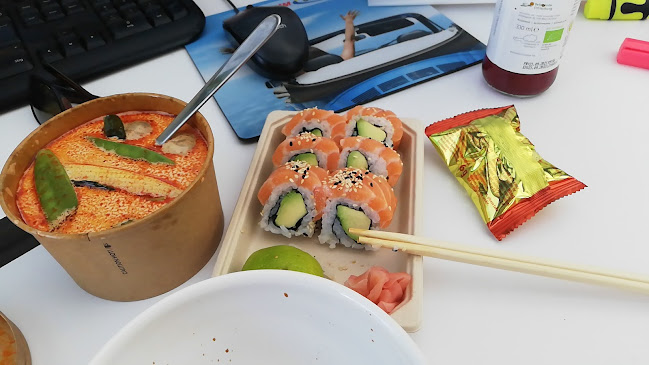 Comentarii opinii despre WOK BAR