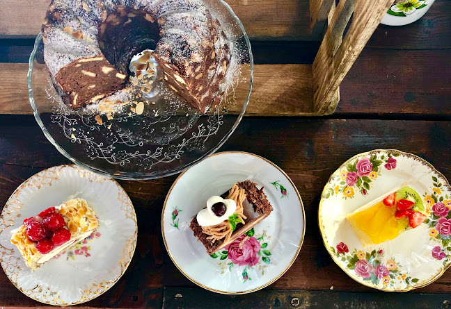 Grandma's Hipster Kiosk 99