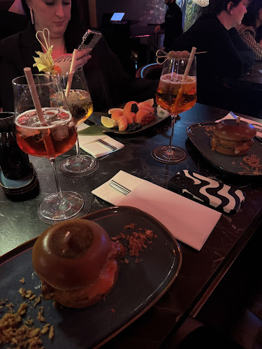 Subarashii Pfauengarten