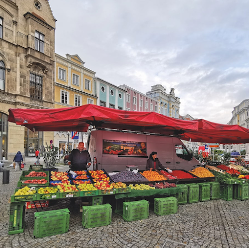 Wochenmarkt & Stadtplatz LEO