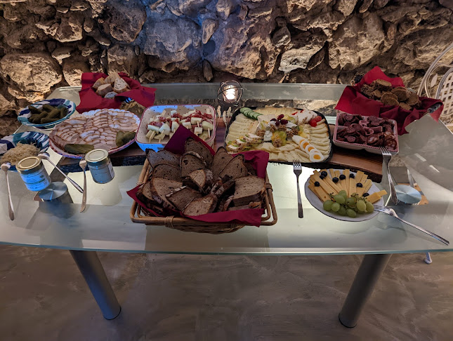 Opinii despre Café-Pub CENTRUM în Admont - Gastronomie und Hotellerie