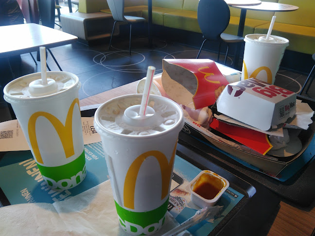 Opinii despre McDonald's Traun în Traun - Gastronomie und Hotellerie