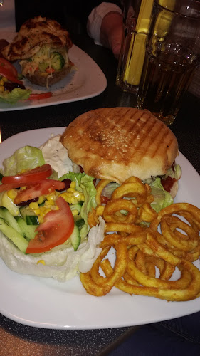 Comentarii opinii despre Buffalo Regau Cafe-Bar-Restaurant