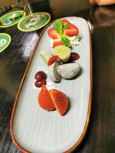 Comentarii opinii despre WOK BAR