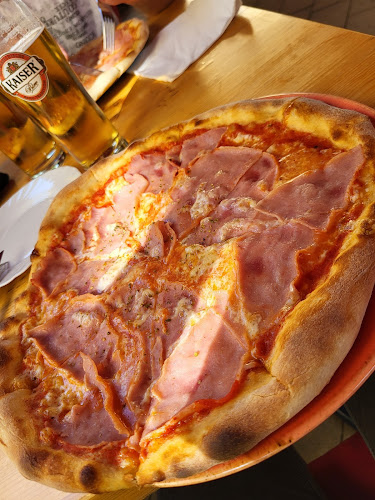 Opinii despre Restaurant Adria în Zell am See - Gastronomie und Hotellerie