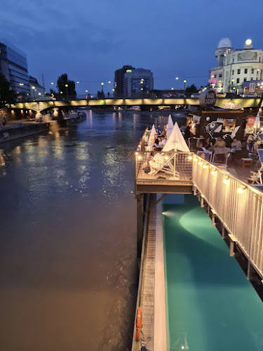 Badeschiff Wien - Gastronomie und Hotellerie
