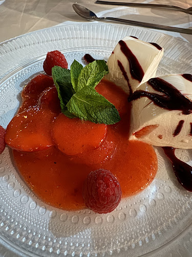 Opinii despre Lebenbauer în Wien - Gastronomie und Hotellerie