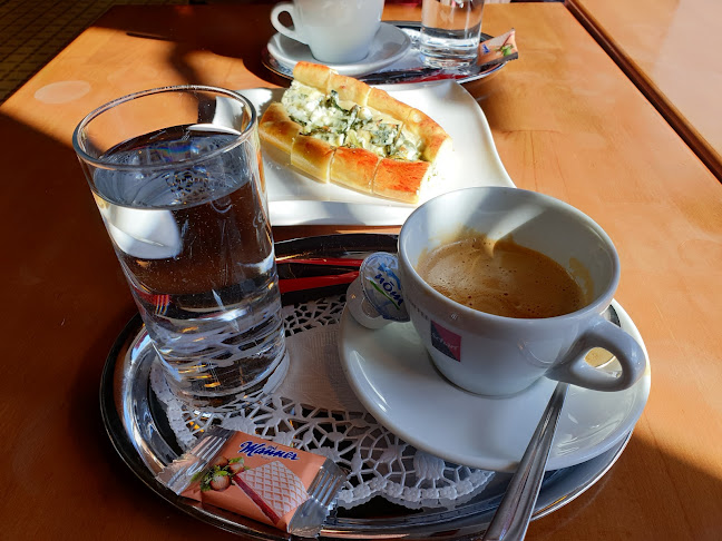 Comentarii opinii despre Eylül Bäckerei & Restaurant