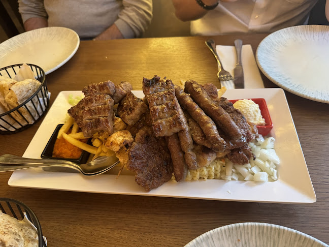 XxXL Grill Restaurant - Gastronomie und Hotellerie