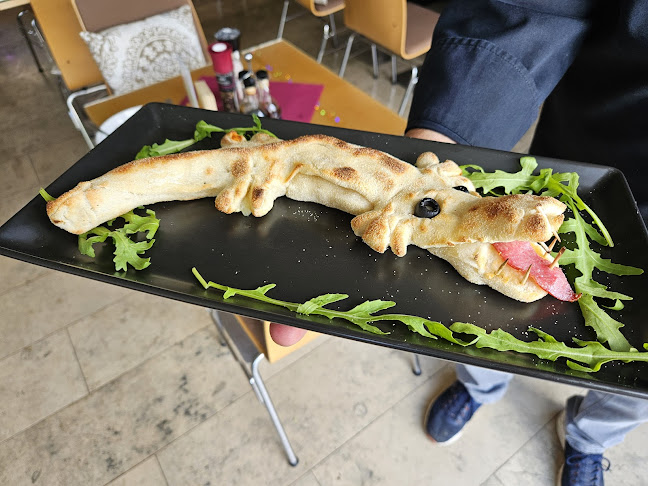 Comentarii opinii despre Osteria Pizzeria Vino e Altro im Kulturcafé