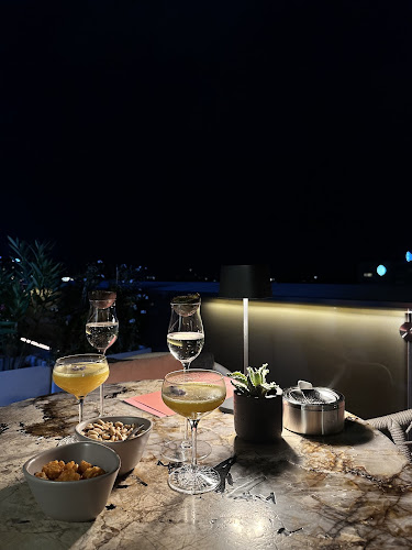 Atmosphere Rooftop Bar - Gastronomie und Hotellerie