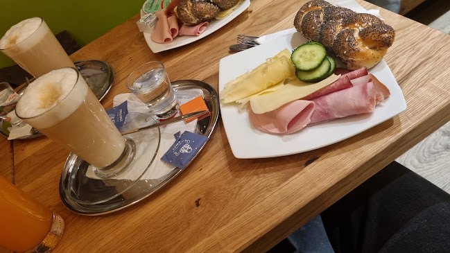 Opinii despre Bäckerei und Zuckerbäckerei Tauber în Pregarten - Gastronomie und Hotellerie