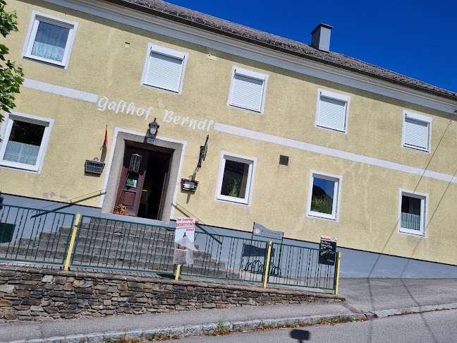 Opinii despre Gasthaus Kirchenwirt în St. Johann in Engstetten - Gastronomie und Hotellerie