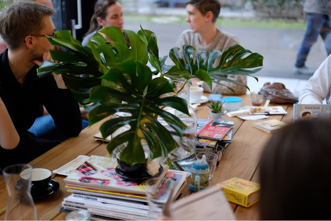 Comentarii opinii despre Brass Monkey