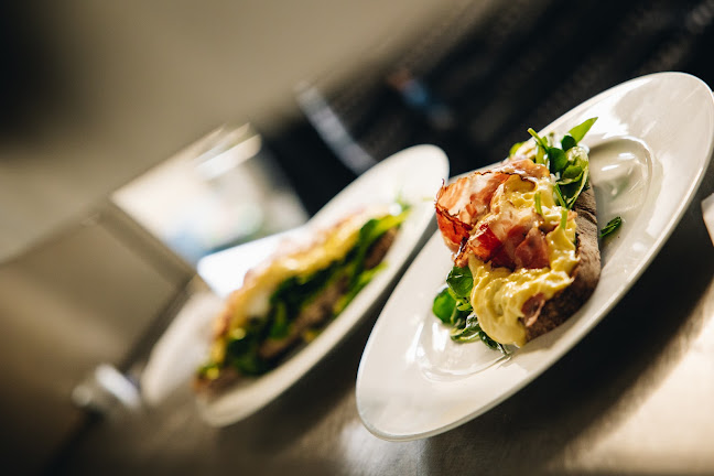 Comentarii opinii despre Liebling im Volkstheater