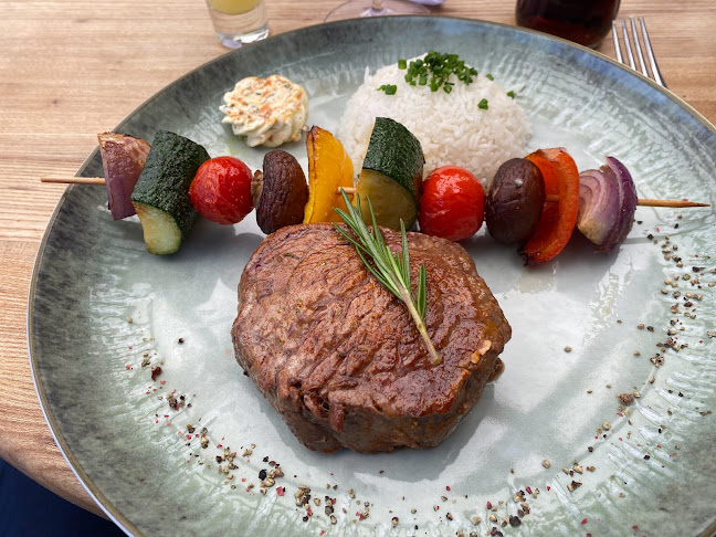 Opinii despre Stadlkirchner Hofstub'n în Stadlkirchen - Gastronomie und Hotellerie