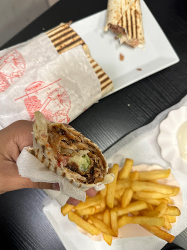 Comentarii opinii despre Istanbul Kebab Restaurant