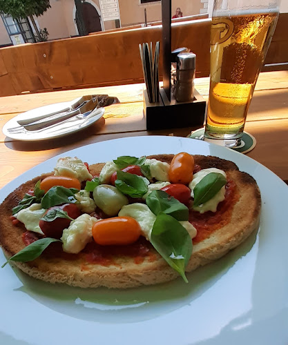 Opinii despre Haydnkeller Restaurant & Pizzeria în Rust - Gastronomie und Hotellerie