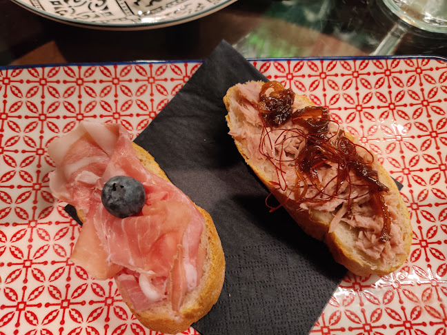 APERITIVO AL DUOMO Bar - Caffè - Vinoteca - Wiener Neustadt