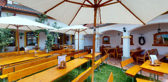 Weingut Hirschbüchler - Heuriger Gästezimmer - Gastronomie und Hotellerie