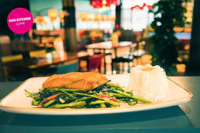 Opinii despre Som Kitchen Eatery - Twin Towers în Wien - Gastronomie und Hotellerie