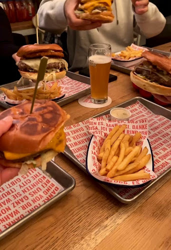 Opinii despre Rinderwahn în Wien - Gastronomie und Hotellerie