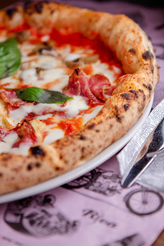 Pizzeria RIVA Billroth - Gastronomie und Hotellerie