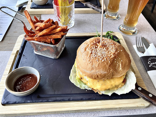 Surfers - Gastronomie und Hotellerie