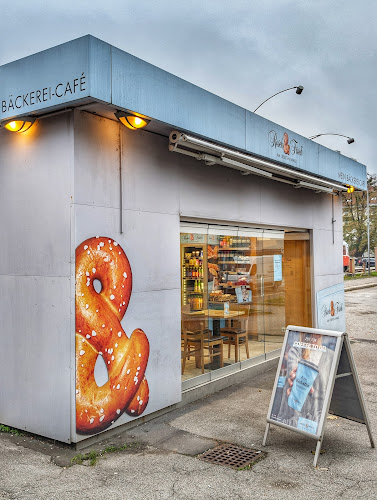Bäckerei-Café Resch&Frisch Mühlkreisbahnhof - Linz
