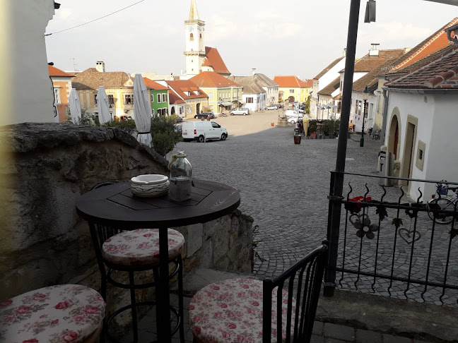 Rathauspl. 17/7, 7071 Rust