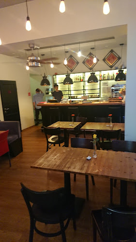 Pho 33 - Gastronomie und Hotellerie