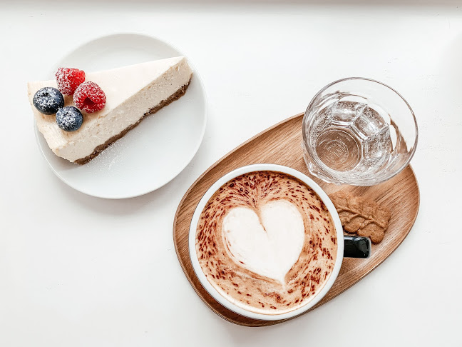 Opinii despre Mille Fleurs Café & More în Aspang Markt - Gastronomie und Hotellerie