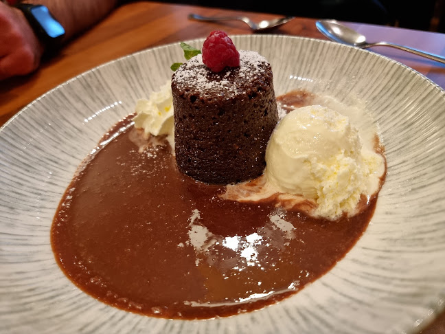 Opinii despre Stadtwirtshaus Hopferl în Gmünd - Gastronomie und Hotellerie