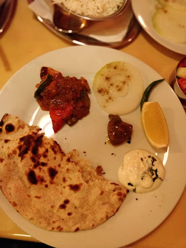 Indian Restaurant Taj Mahal - Gastronomie und Hotellerie