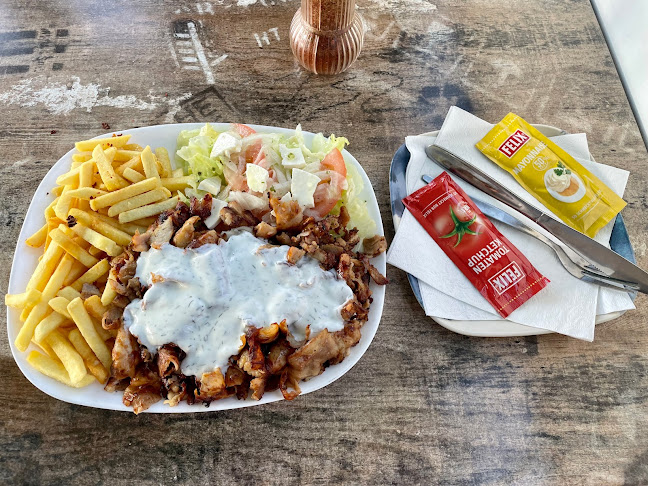 Opinii despre City Alm Grill & Snacks în Zell am See - Gastronomie und Hotellerie