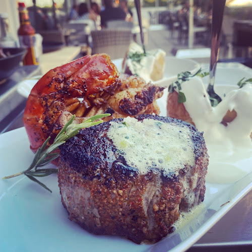 Opinii despre STEAK'S BAR Restaurant în Wels - Gastronomie und Hotellerie