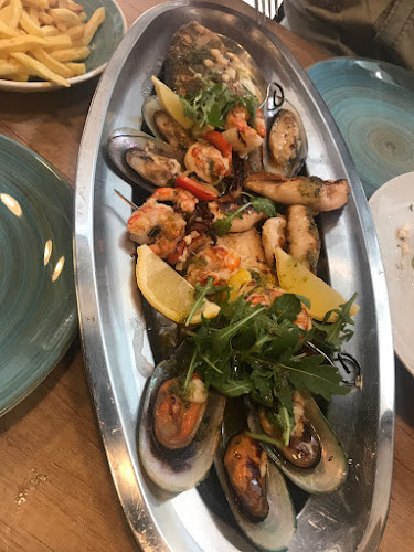 Opinii despre ATTIKA gesunde und frische mediterrane Küche în Wiener Neudorf - Gastronomie und Hotellerie