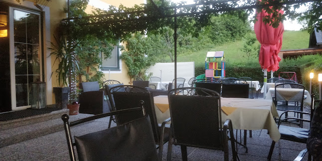 Opinii despre Steakhouse Fuschl în Fuschl am See - Gastronomie und Hotellerie