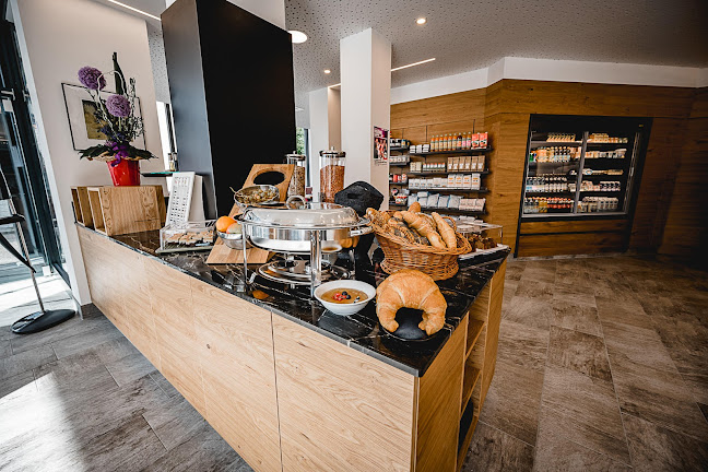 Bäckerei Neudorfer - Zell am Pettenfirst - Gastronomie und Hotellerie