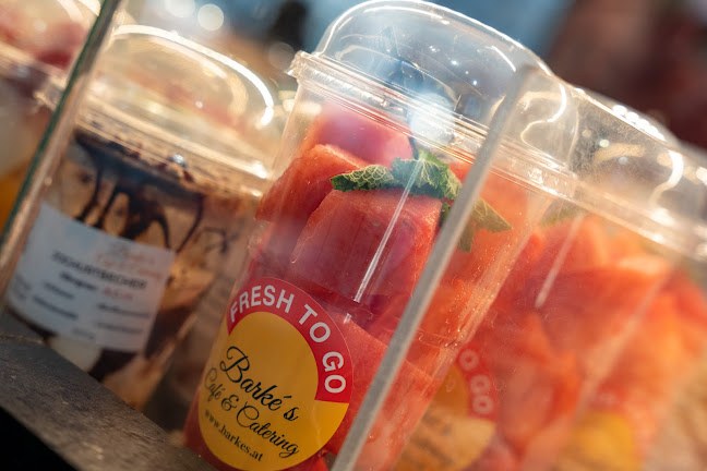 Untergrundbahn Station Schottentor 1, 1010 Wien