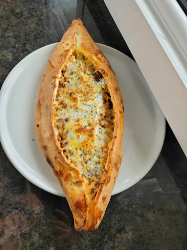 Opinii despre Pizzeria Tornado Burger & Kebap în Arbing - Gastronomie und Hotellerie