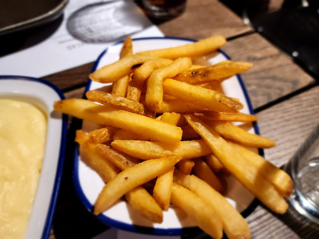 Comentarii opinii despre Mama & der Bulle