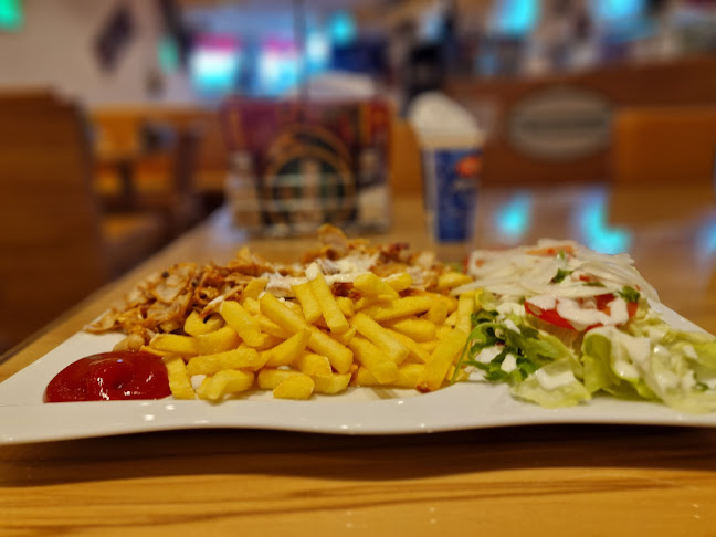 König Kebap Pizza Haus Hallein - Gastronomie und Hotellerie